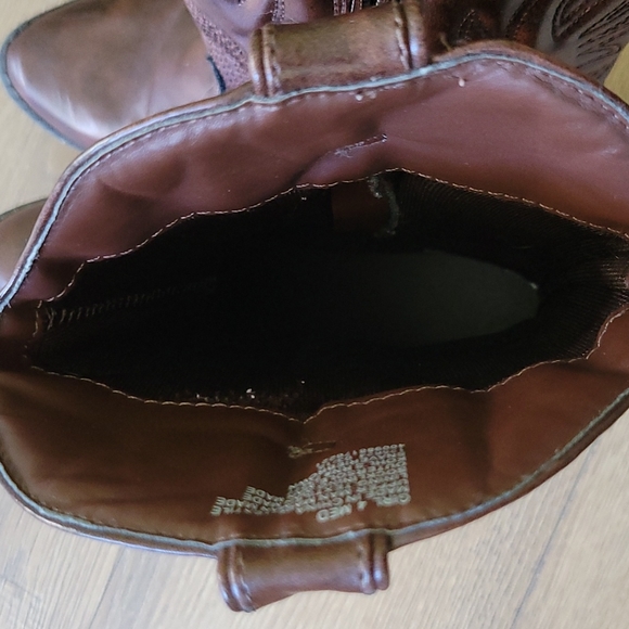 Western style brown boots - Picture 8 of 10